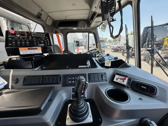2022 Peterbilt 520