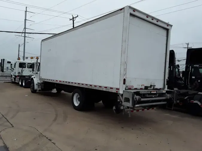 2016 FREIGHTLINER/MERCEDES M2 106