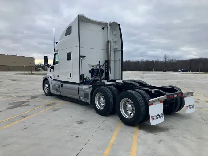 2021 Peterbilt 579