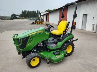 2016 John Deere 1025R