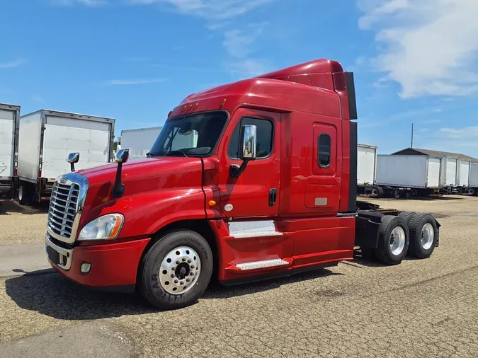 2014 FREIGHTLINER/MERCEDES CASCADIA 125