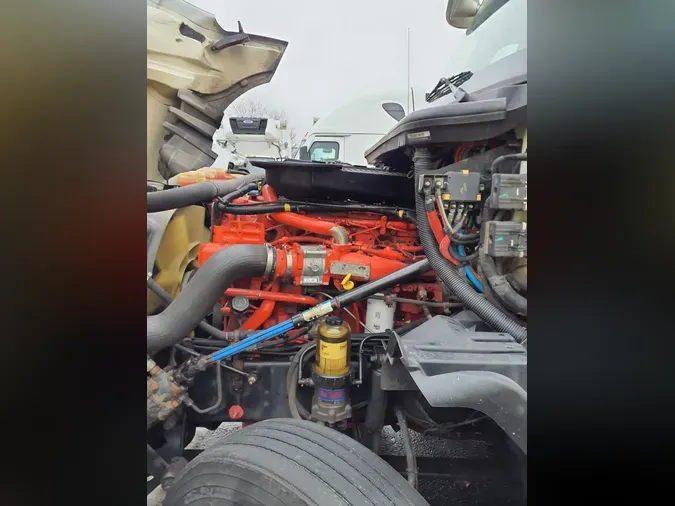 2019 NAVISTAR INTERNATIONAL LT625 SLPR CAB