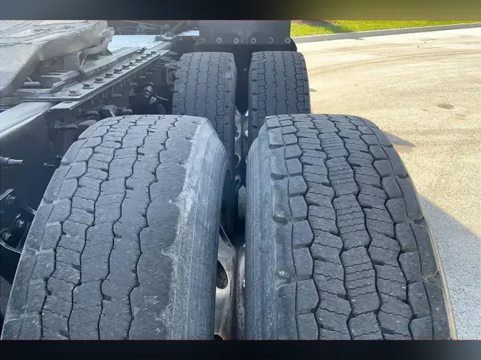 2021 INT LT625 6x4