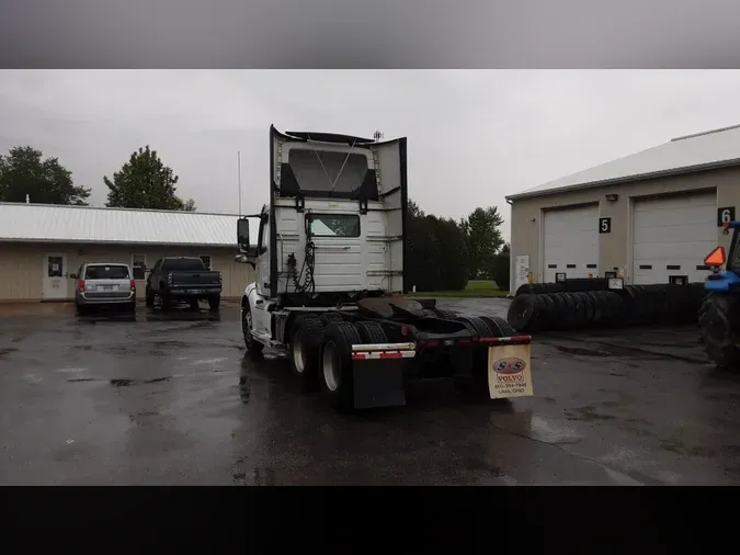 2019 Volvo VNL300