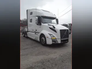 2019 Volvo VNL64T 760