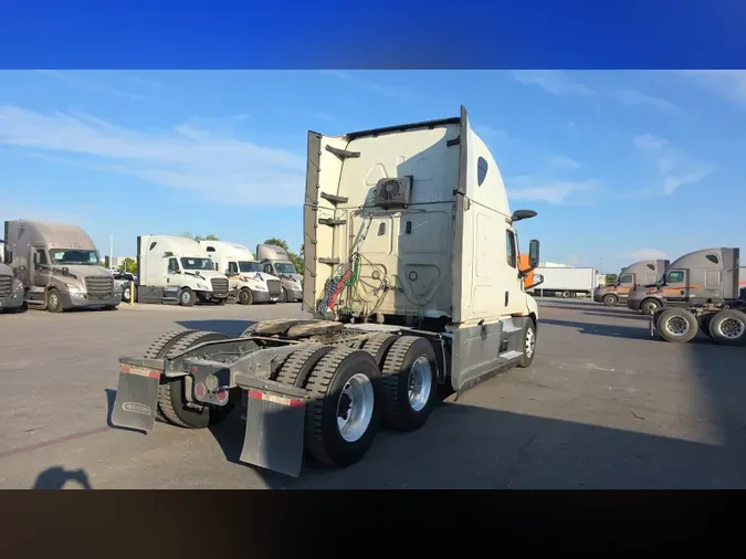 2023 Freightliner Cascadia 126