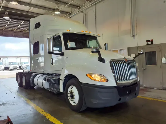 2019 NAVISTAR INTERNATIONAL LT625 SLPR CAB