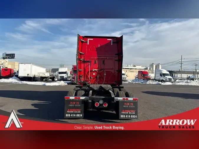 2022 FREIGHTLINER CA126