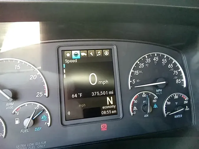 2022 Freightliner Cascadia 126