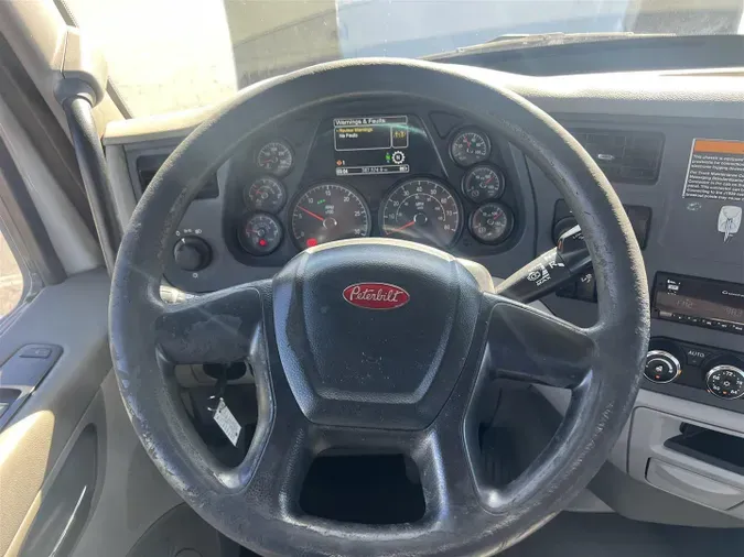 2021 Peterbilt 579
