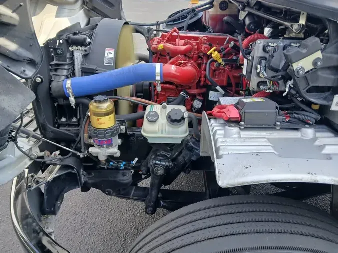 2021 FREIGHTLINER/MERCEDES M2 106