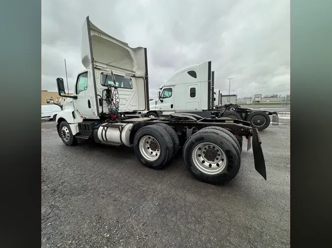 2019 NAVISTAR INTERNATIONAL LT625 DAYCAB T/A