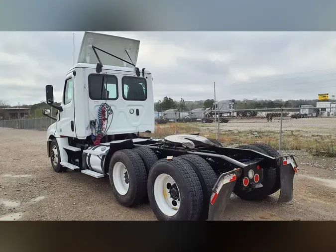 2019 FREIGHTLINER/MERCEDES NEW CASCADIA PX12664