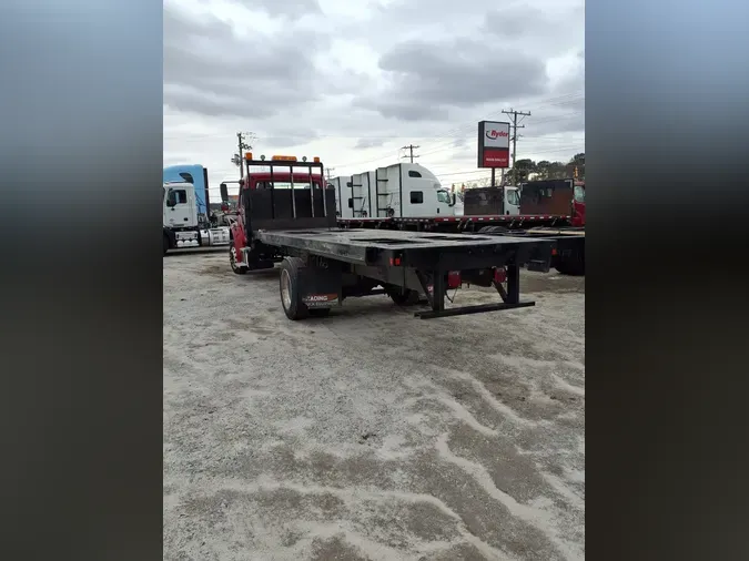 2019 FREIGHTLINER/MERCEDES M2 106