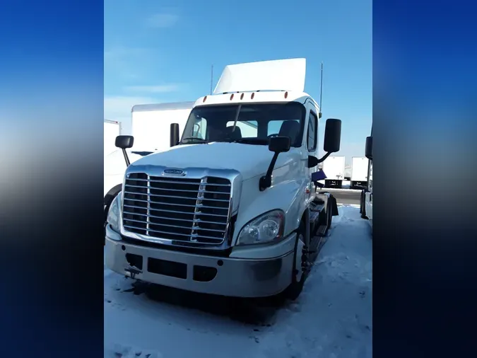 2019 FREIGHTLINER/MERCEDES CASCADIA 125