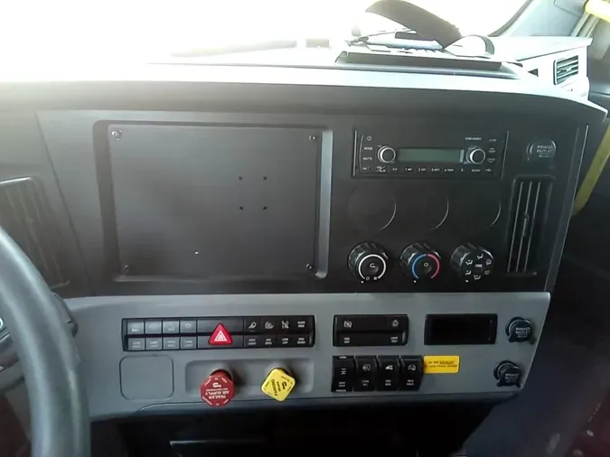 2022 Freightliner Cascadia 126