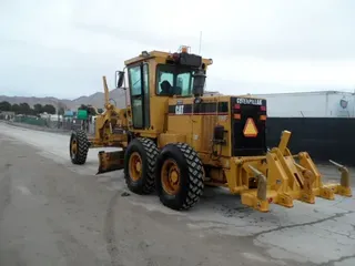 1996 Cat 163-H
