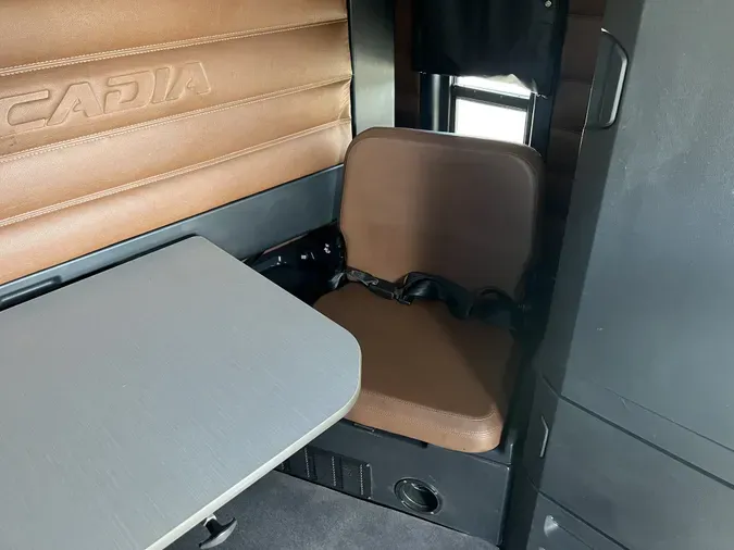 2019 Freightliner Cascadia 126