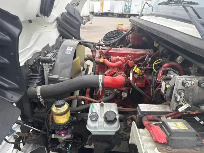 2020 FREIGHTLINER/MERCEDES M2 106