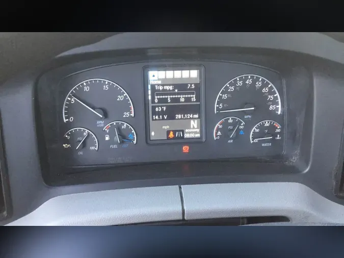 2019 Freightliner Cascadia 126