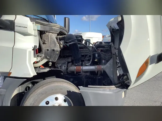 2020 Freightliner Cascadia 1269ec74993c38381c50aa7af8e0cdd86e7