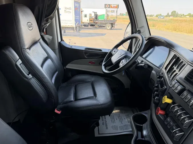 2023 Peterbilt 5799ec8ba1cf4e5e1a932a94b3e181a89fb