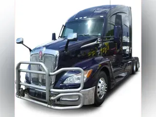 2023 Kenworth T680