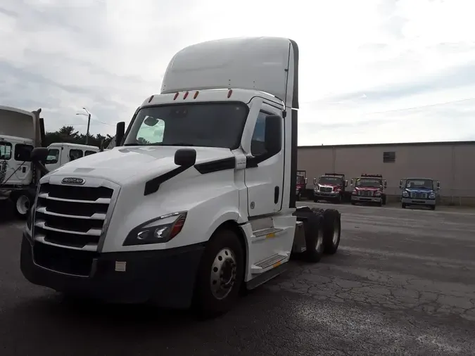 2022 FREIGHTLINER/MERCEDES NEW CASCADIA PX126649ecbdc509405ece3c70bf5e0d9cc98e2