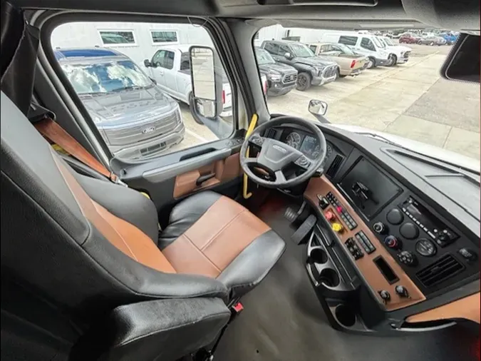 2022 Freightliner PT126SLP