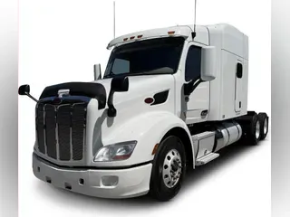 2022 Peterbilt 579