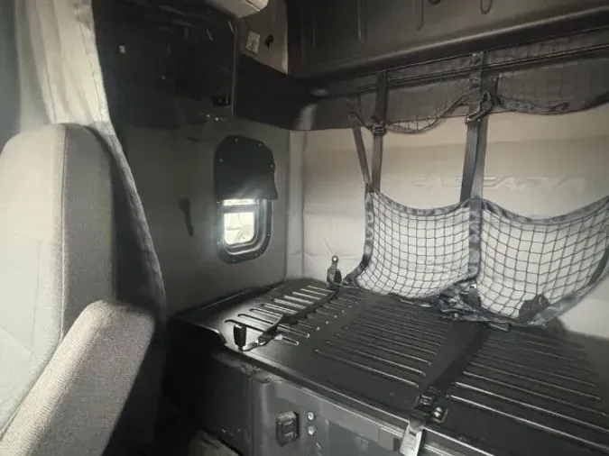 2020 Freightliner New Cascadia 126
