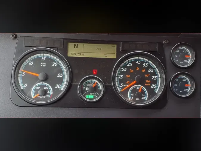2020 FREIGHTLINER/MERCEDES CASCADIA 125