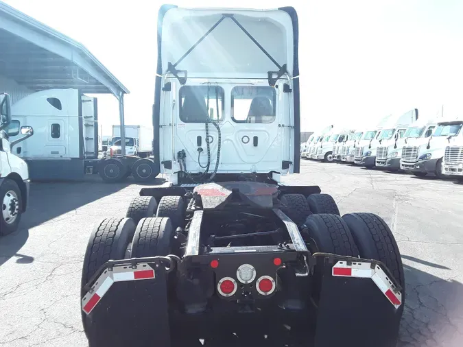 2019 FREIGHTLINER/MERCEDES NEW CASCADIA PX12664