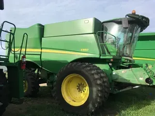 2015 John Deere S660