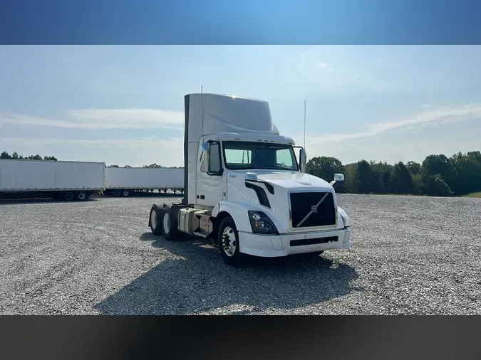 2016 Volvo VNL3009ed1bec57f2307d392ea47e5d5f0d15e