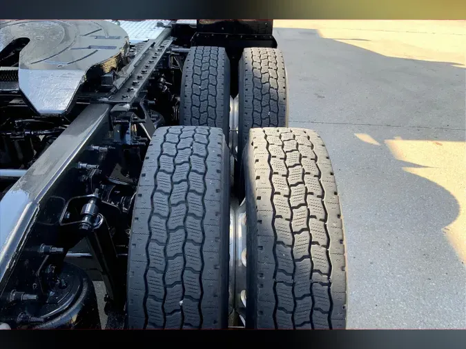 2021 INT LT625 6x4