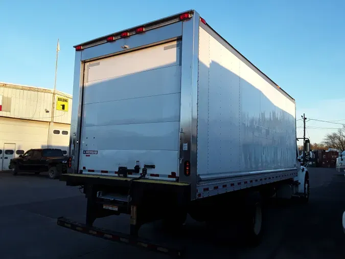 2018 FREIGHTLINER/MERCEDES M2 106