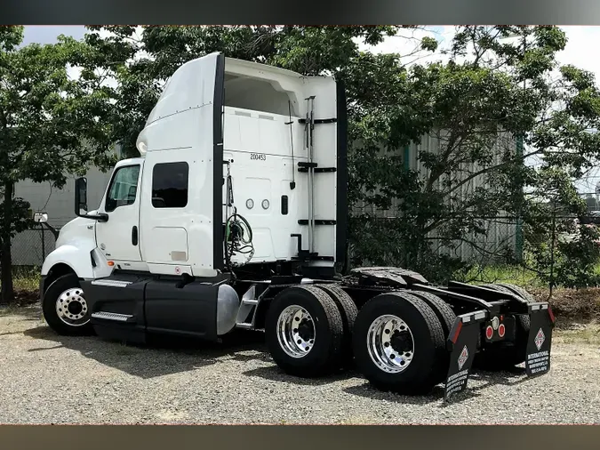 2022 INT LT625 6x4