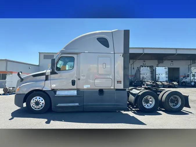 2023 Freightliner Cascadia 1269ed7aa8a6cb9a9402e904e68ea2f4c8d