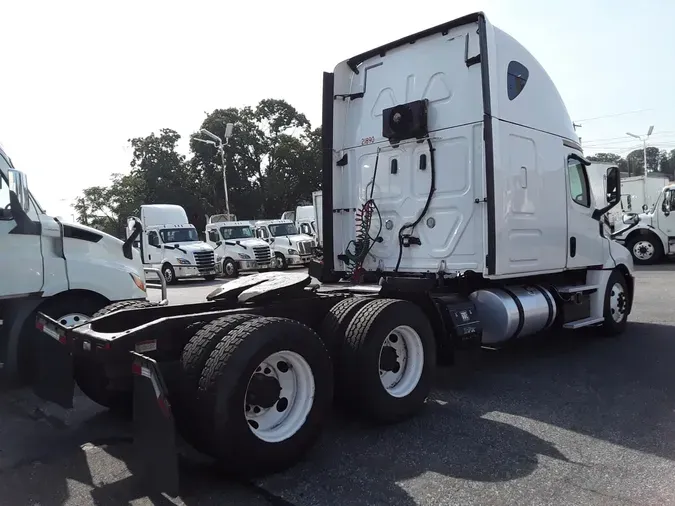 2018 FREIGHTLINER CASCADIA