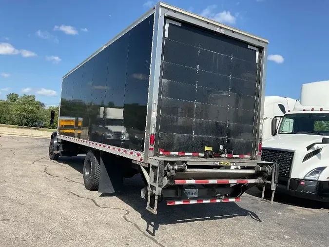 2019 Freightliner M2