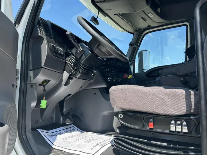 2019 International LT625
