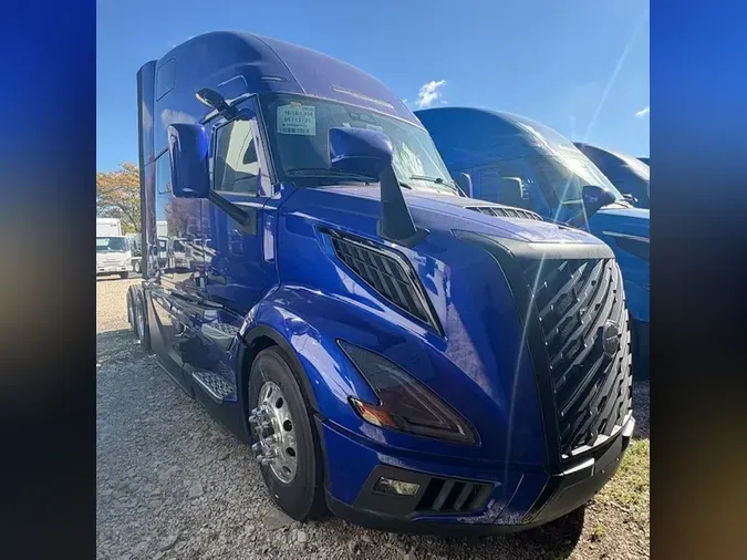 2026 VOLVO TRUCK VNL64TV04