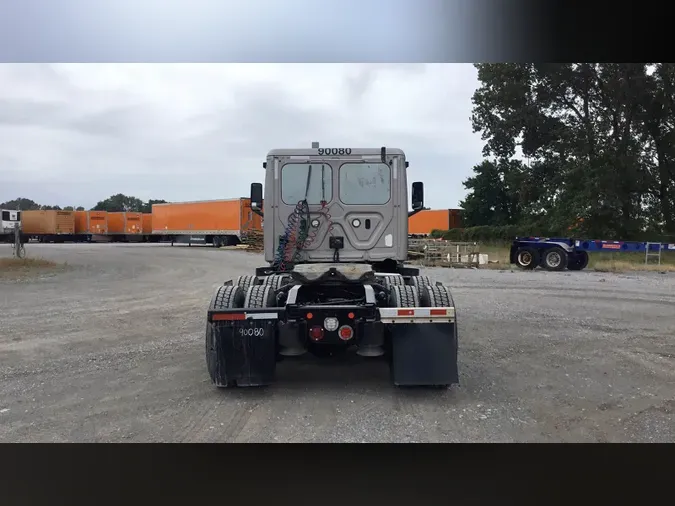 2020 Freightliner Cascadia 126