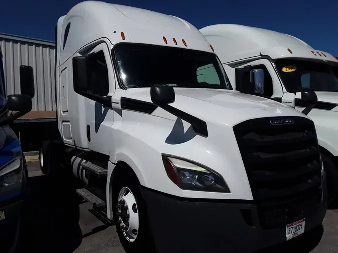 2018 FREIGHTLINER NEW CASCADIA PX12664