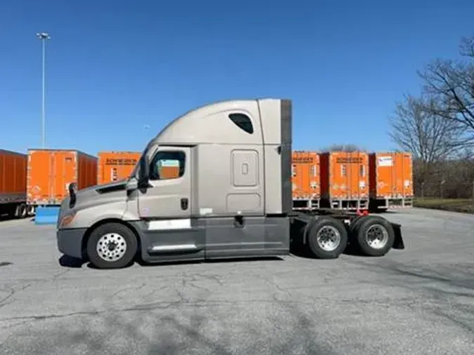 2021 Freightliner Cascadia