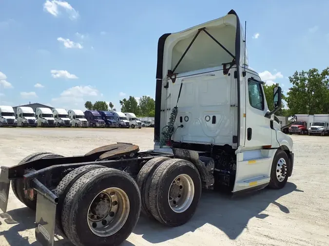 2019 FREIGHTLINER NEW CASCADIA PX12664