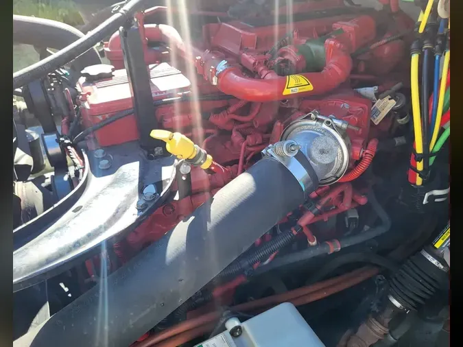 2019 FREIGHTLINER M2 106
