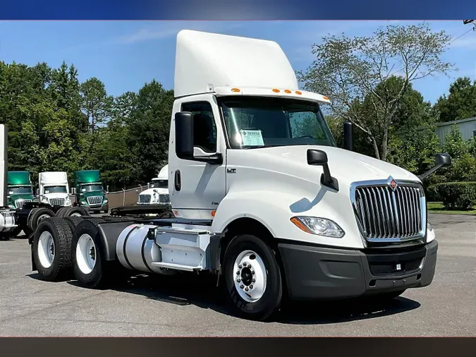 2019 INT LT625 6x49ee86f00855dff72caa2310433d0347e