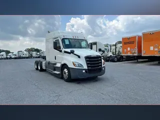2021 Freightliner Cascadia 126